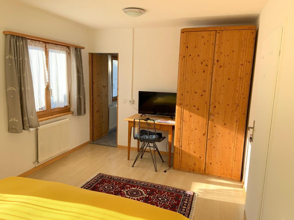 Waldheim Pension Laax Wohnung Лакс Экстерьер фото